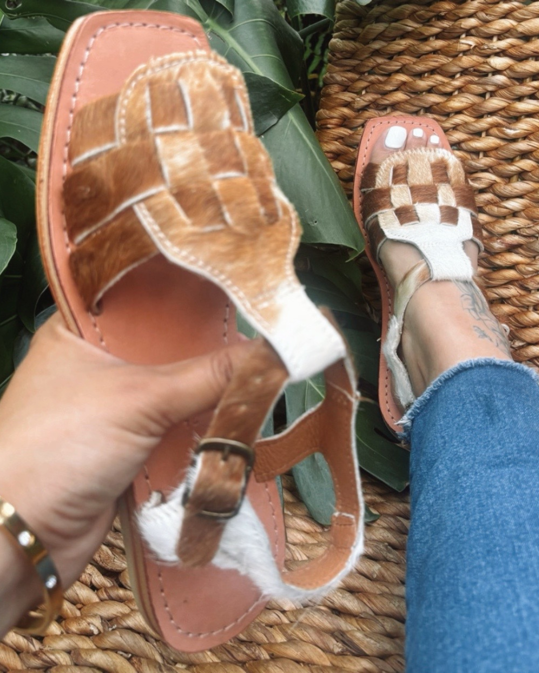 Cowhide Huaraches, Mexican Huaraches, Huaraches Mexicanos, Western footwear